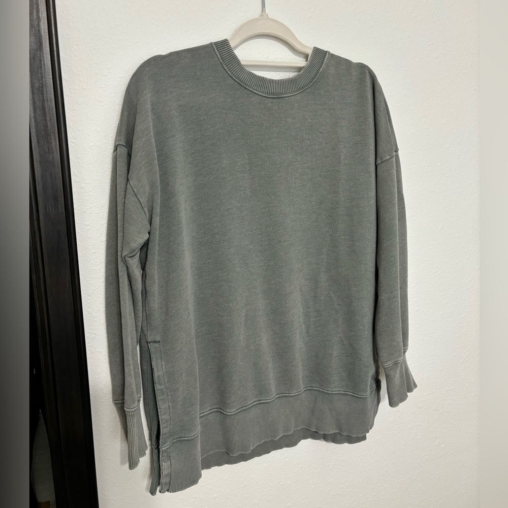 Aerie Light Sage Desert Crewneck Sweatshirt